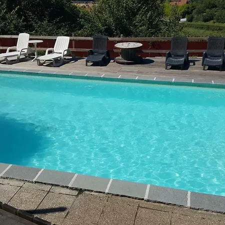 Bastide 20p Avec Piscine, Boulodrome,