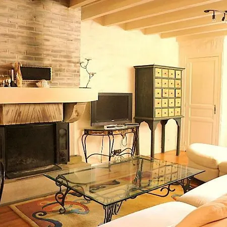 Bastide 20p Avec Piscine, Boulodrome, Ferienhaus Guiche